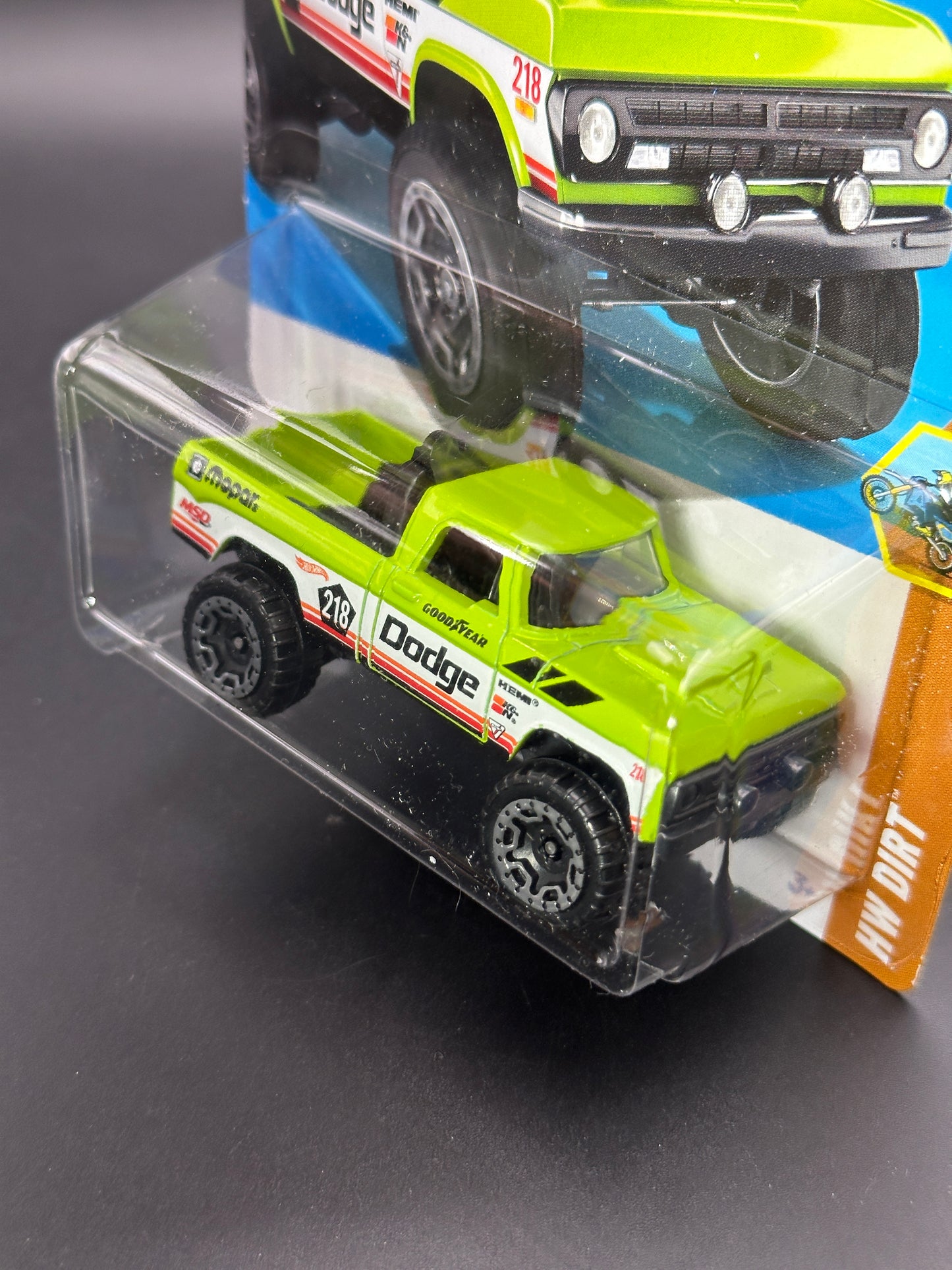 HOT WHEELS - 70 DODGE POWER WAGON (2025) - HW DIRT 2/10