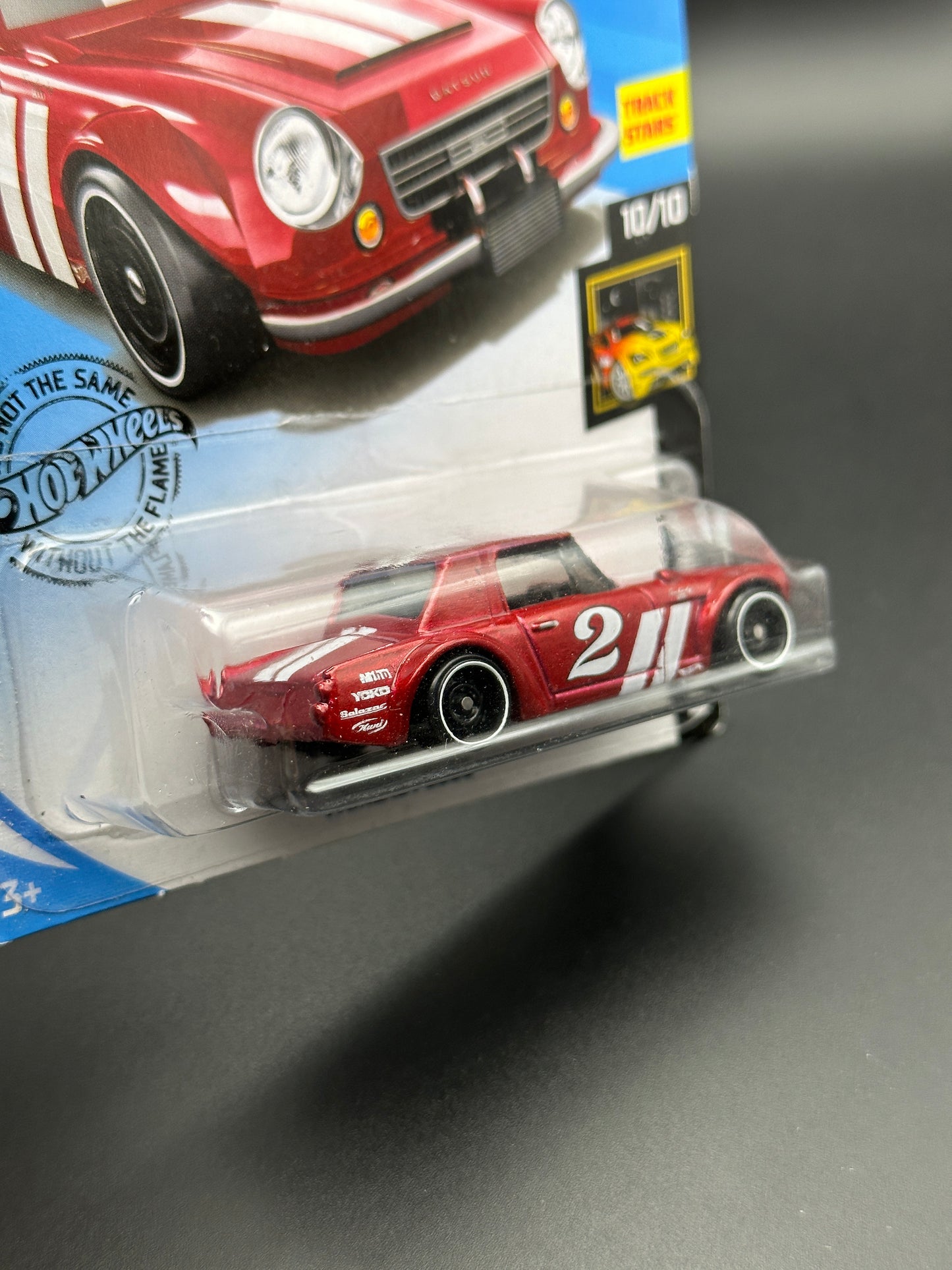 HOT WHEELS - FAIRLADY 2000 (2019) - HW NIGHTBURNERZ 10/10