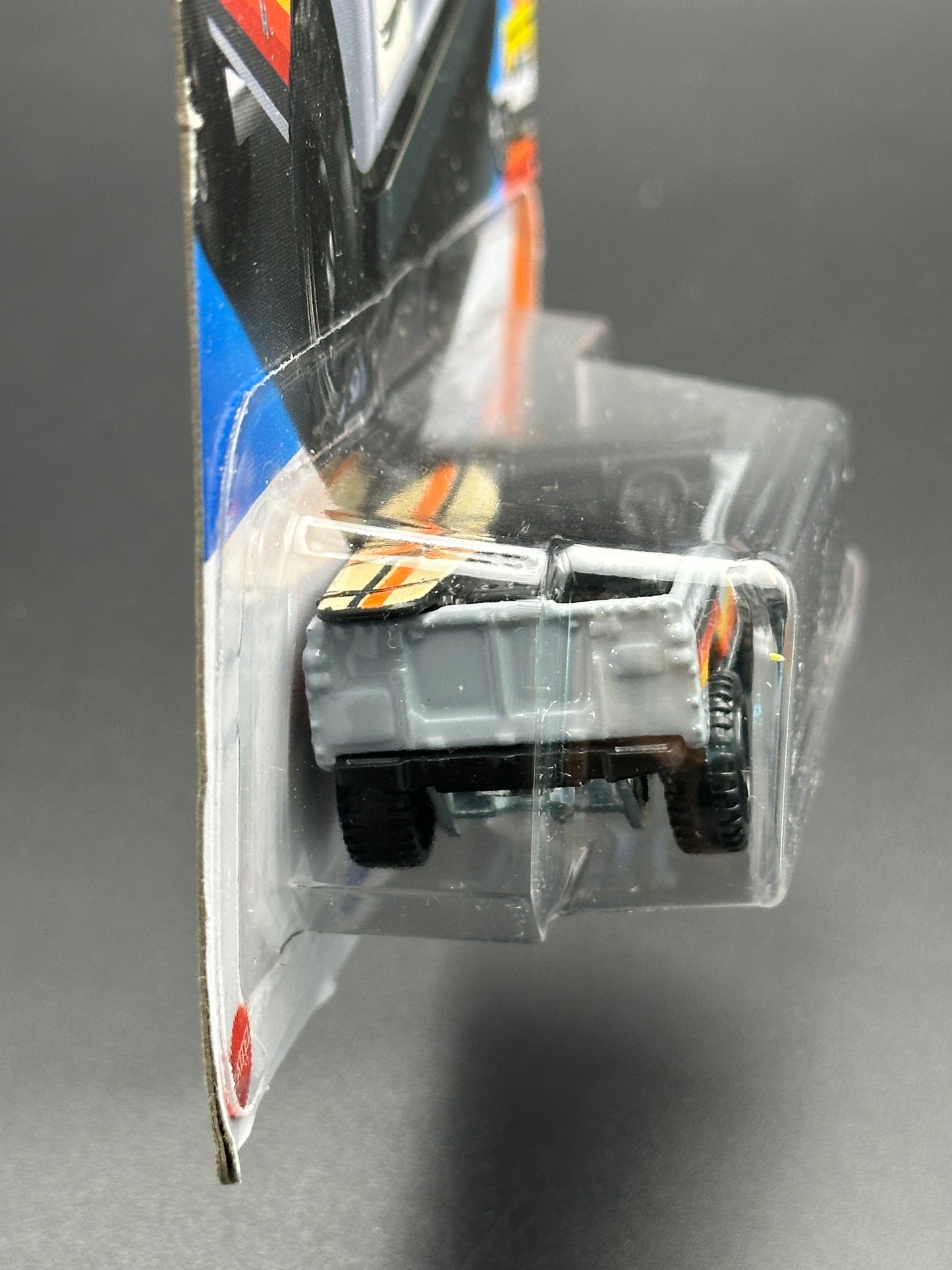 HOT WHEELS - LAND ROVER SERIES II (2024) - HW HOT TRUCKS 5/10