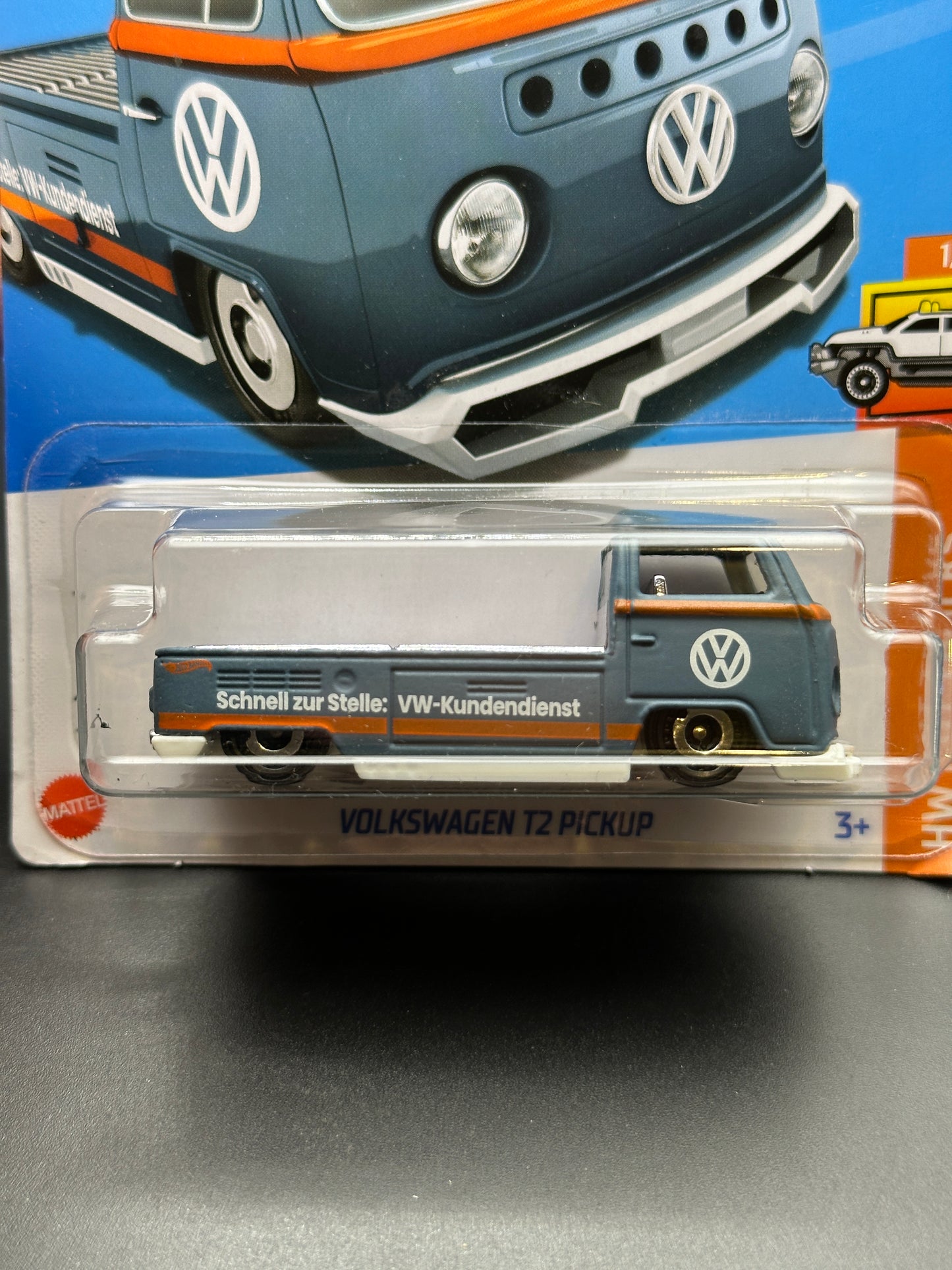 HOT WHEELS - VOLKSWAGEN T2 PICKUP (2024) - HW HOT TRUCKS 1/10