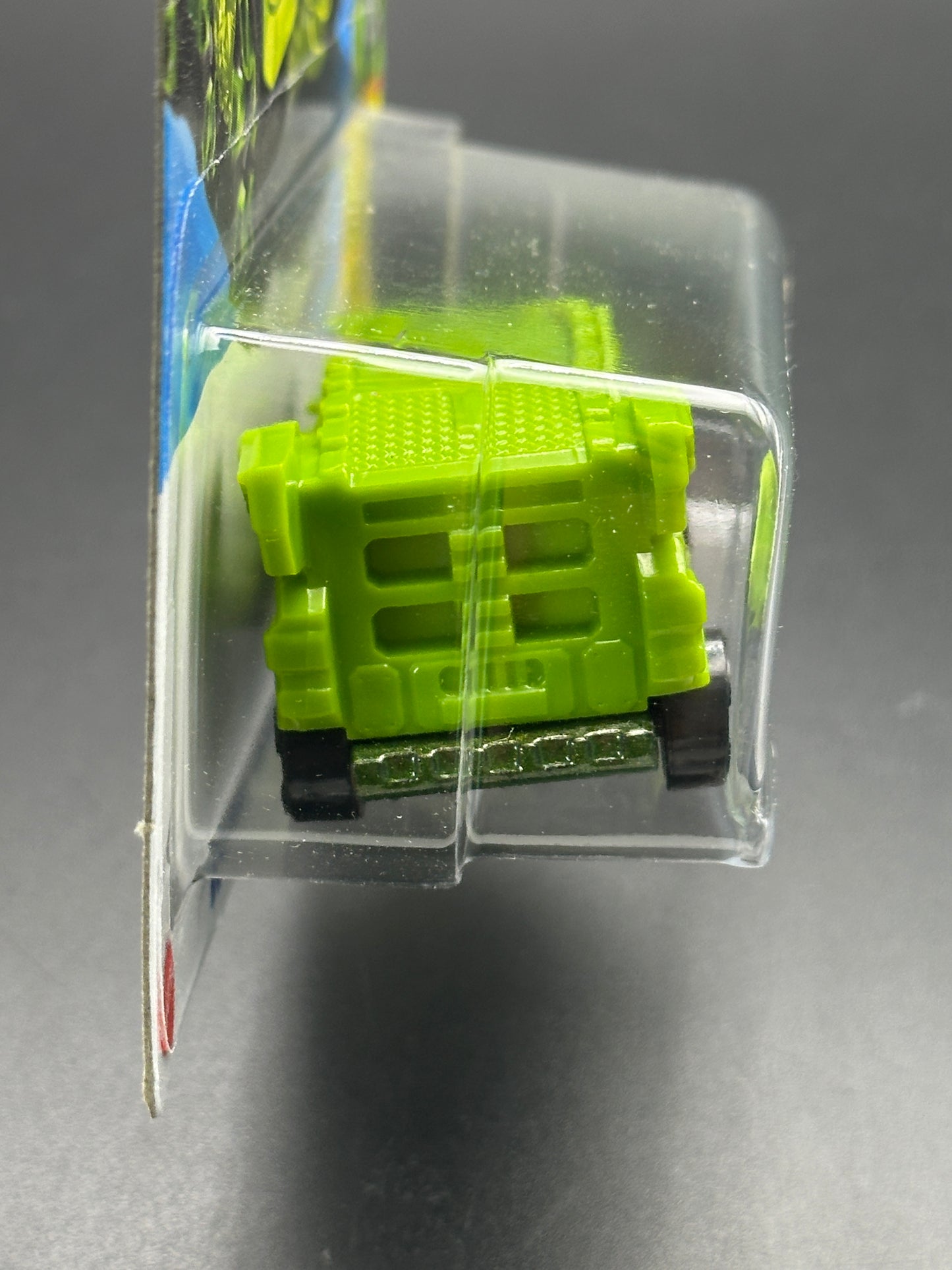 HOT WHEELS - HW ULTIMATE T-REX TRANSPORTER (2025) - HW EXPERIMOTORS 4/10