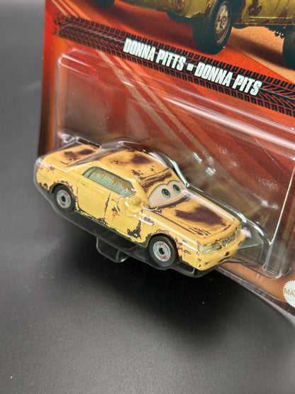DISNEY PIXAR CARS - DONNA PITTS - CARS - DIECAST