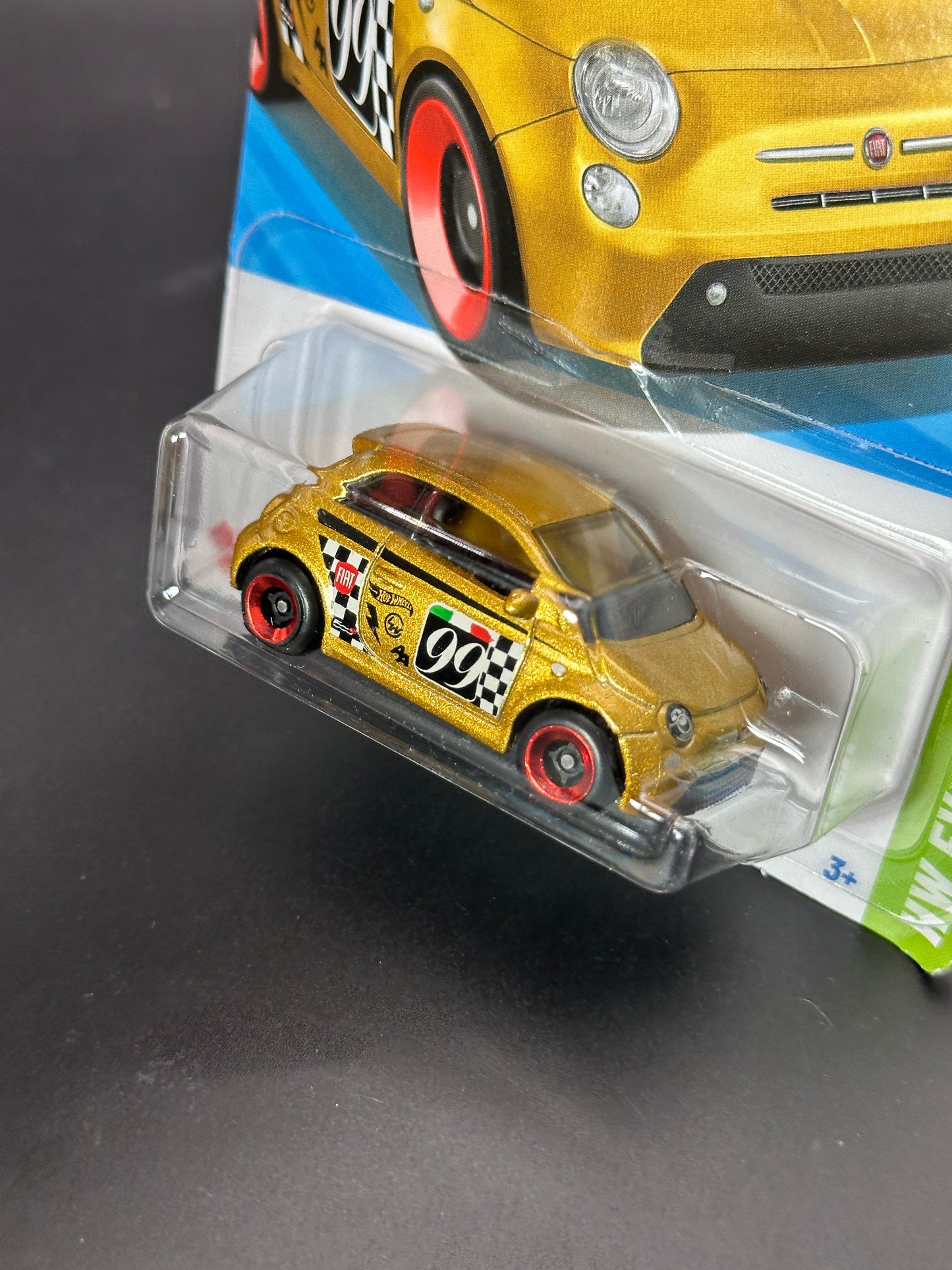 HOT WHEELS - FIAT 500 (2025) - HW EV 3/10
