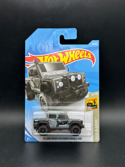 HOT WHEELS - 15 LAND ROVER DEFENDER DOUBLE CAB (2019) - HW BAJA BLAZERS 6/10