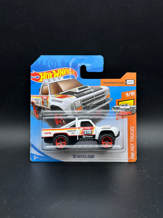 HOT WHEELS - 87 DODGE D100 (2018) - HW HOT TRUCKS 9/10