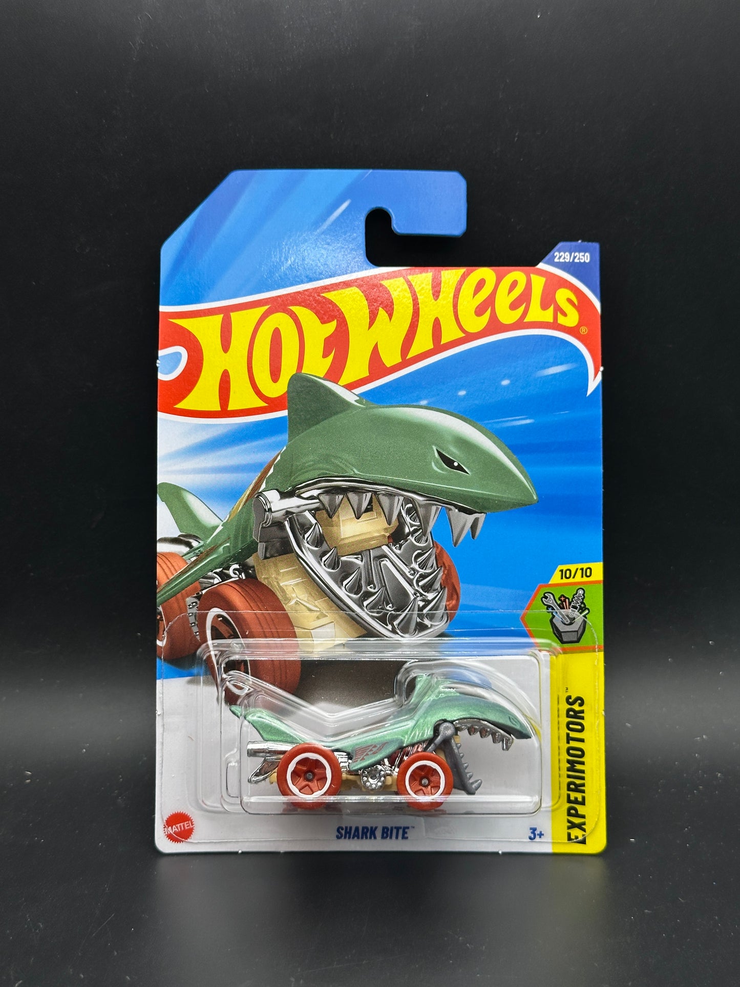 HOT WHEELS - SHARK BITE (2025) - TREASURE HUNT - HW EXPERIMOTORS 10/10