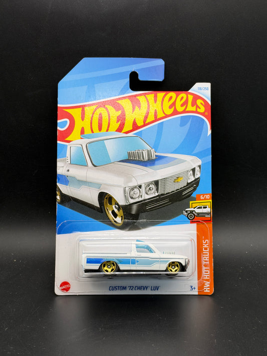 HOT WHEELS - CUSTOM 72 CHEVY LUV (2024) - HW HOT TRUCKS 6/10