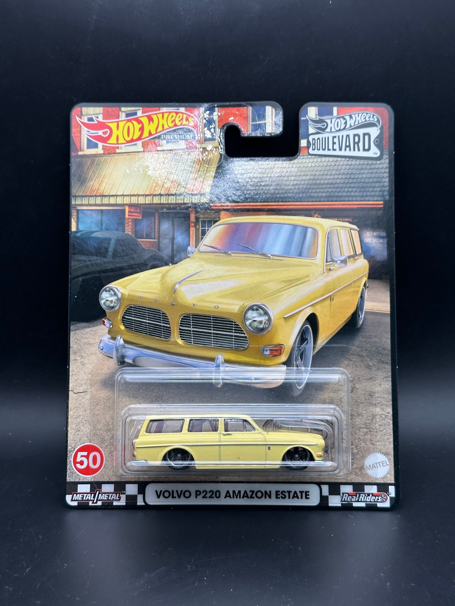 HOT WHEELS - VOLVO P220 AMAZON ESTATE (2022) - HW BOULEVARD #50