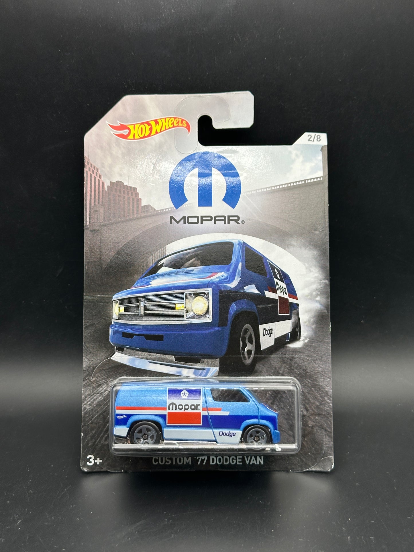 HOT WHEELS - CUSTOM 77 DODGE VAN (2018) - HW MOPAR SERIES 2/8