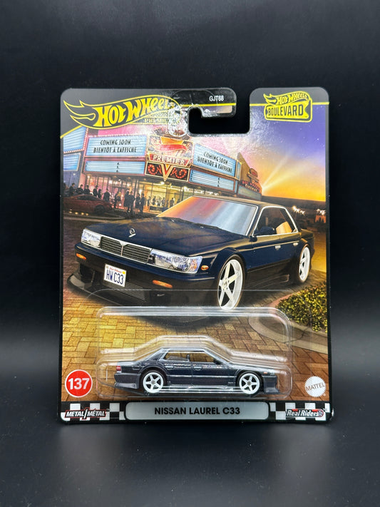 Hot Wheels Boulevard Nissan Laurel C3 car