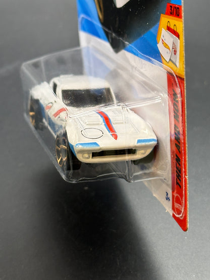 HOT WHEELS - CORVETTE GRAND SPORT (2026) - HW THEN AND NOW 3/10