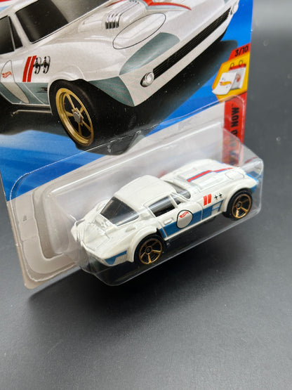HOT WHEELS - CORVETTE GRAND SPORT (2026) - HW THEN AND NOW 3/10