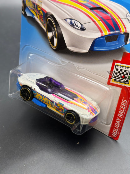 HOT WHEELS - RRROADSTER (2018) - TREASURE HUNT - HW HOLIDAY RACERS 5/6