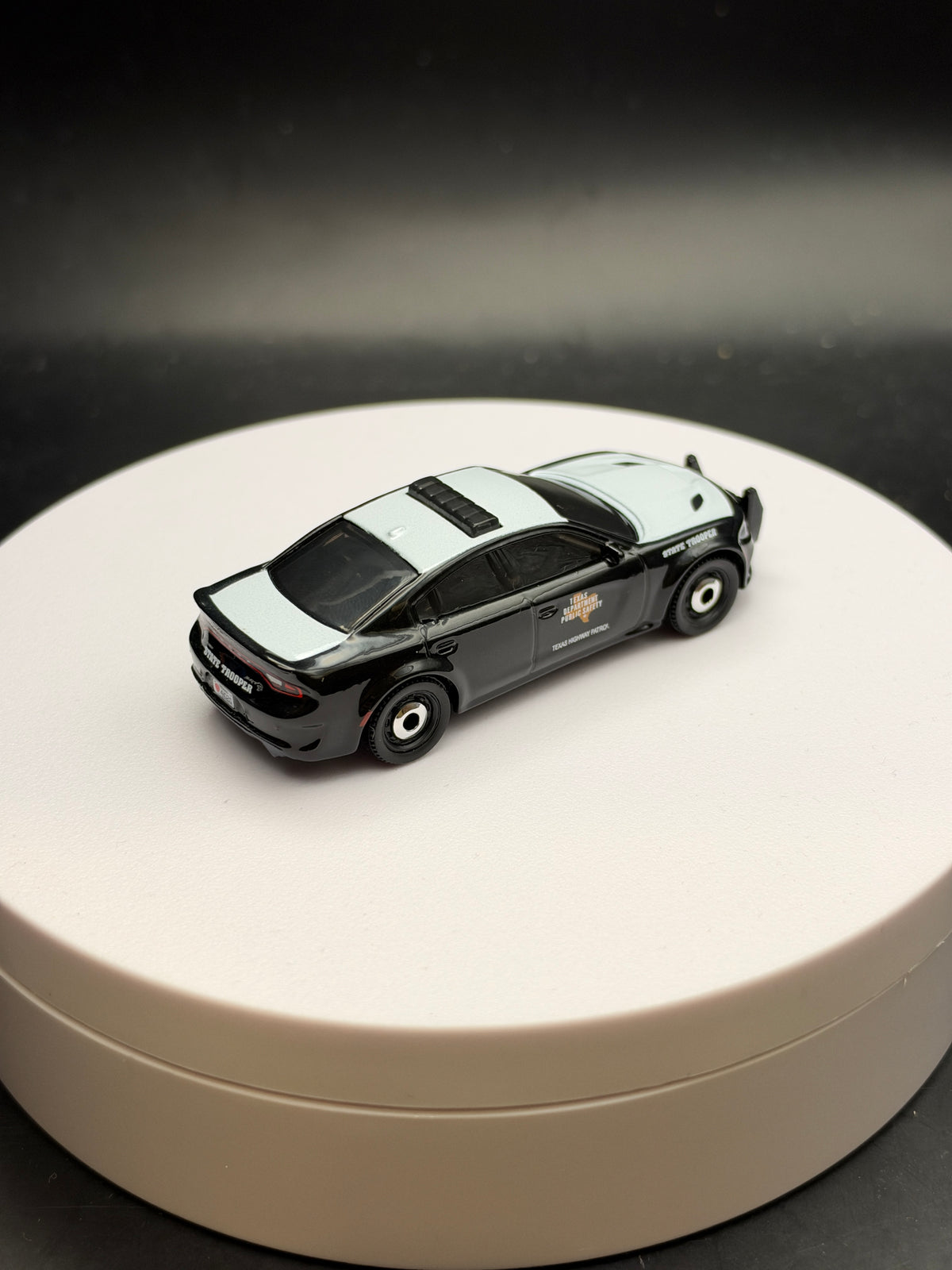 MATCHBOX - 2023 DODGE CHARGER PURSUIT - DIECAST - LOOSE