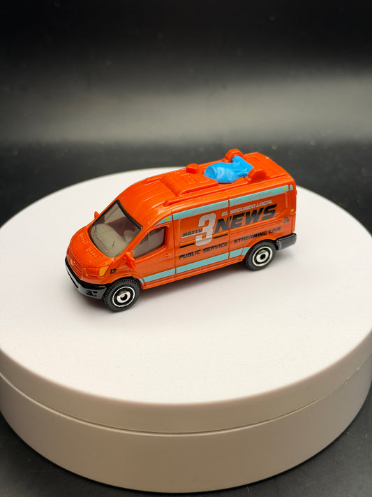 MATCHBOX - 14 FORD TRANSIT NEWS VAN - DIECAST - LOOSE