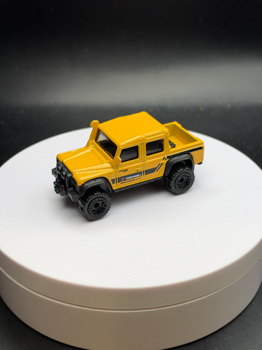 HOT WHEELS - 15 LAND ROVER DEFENDER DOUBLE CAB (2025) - HW DIRT 10/10 - LOOSE