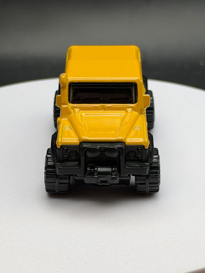 HOT WHEELS - 15 LAND ROVER DEFENDER DOUBLE CAB (2025) - HW DIRT 10/10 - LOOSE