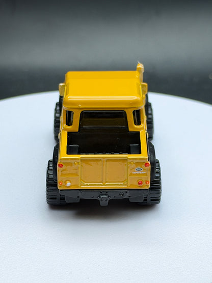 HOT WHEELS - 15 LAND ROVER DEFENDER DOUBLE CAB (2025) - HW DIRT 10/10 - LOOSE