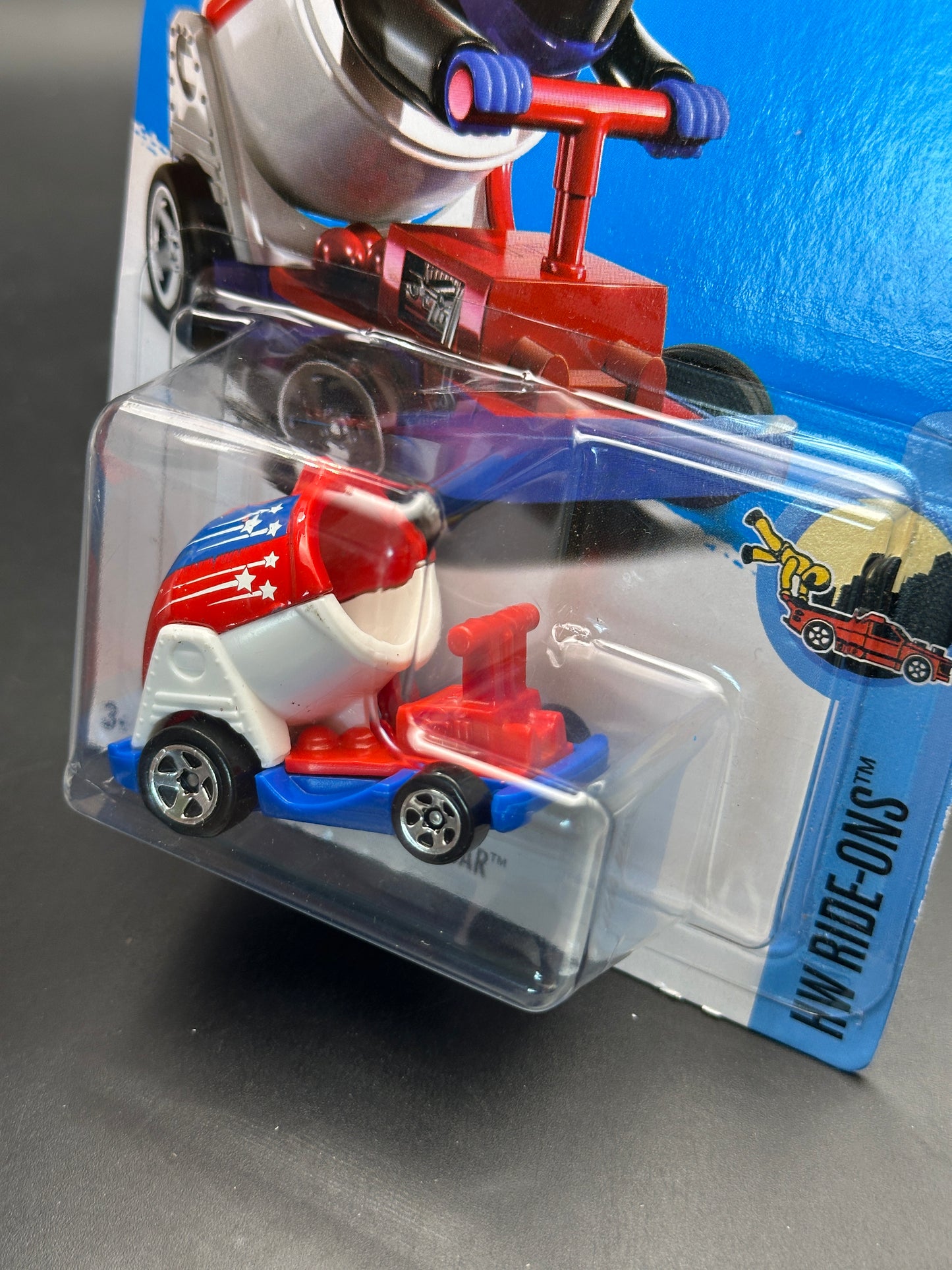 HOT WHEELS - BOOM CAR - (2017) - HW RIDE ONS 1/5