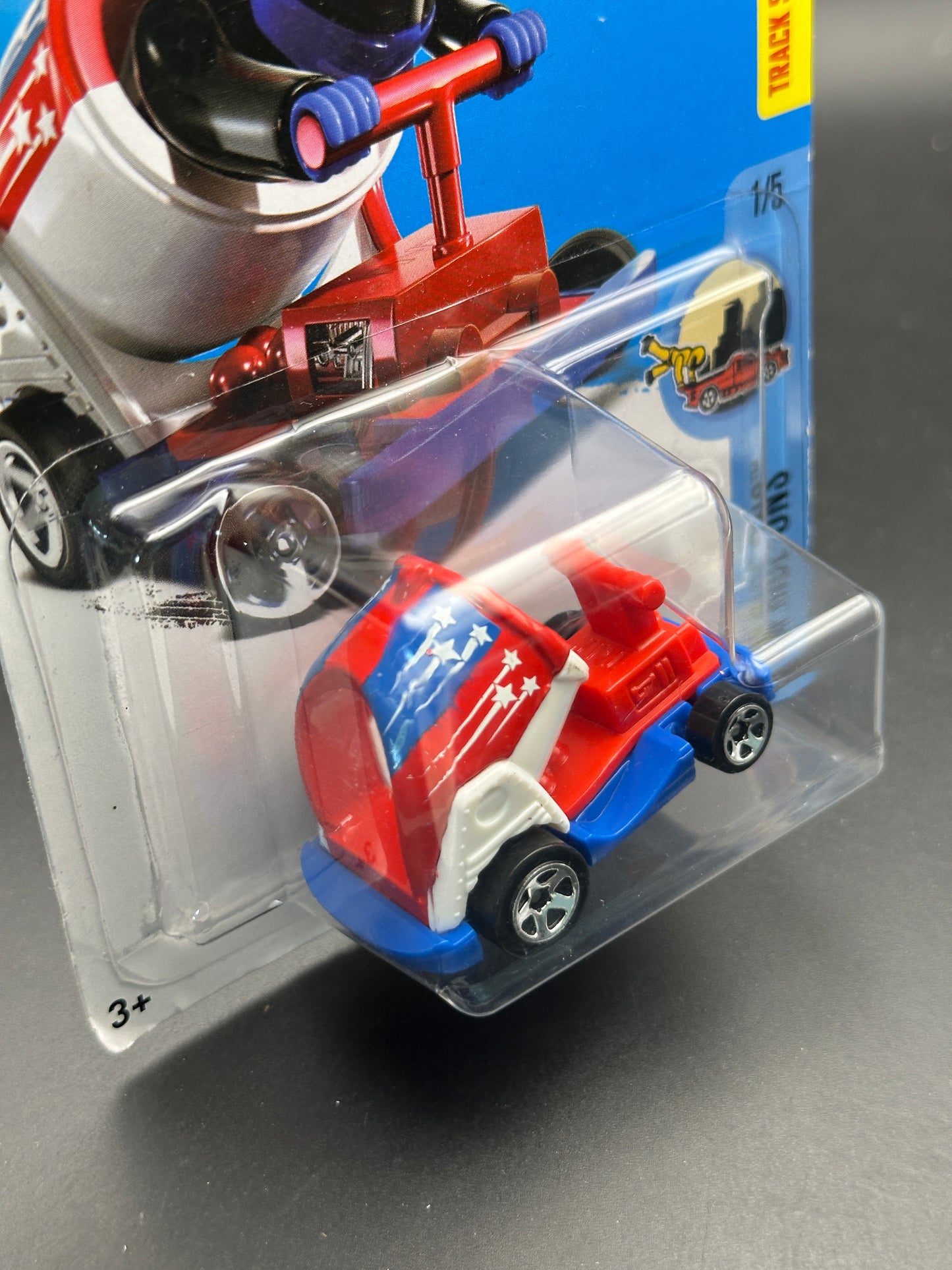 HOT WHEELS - BOOM CAR - (2017) - HW RIDE ONS 1/5
