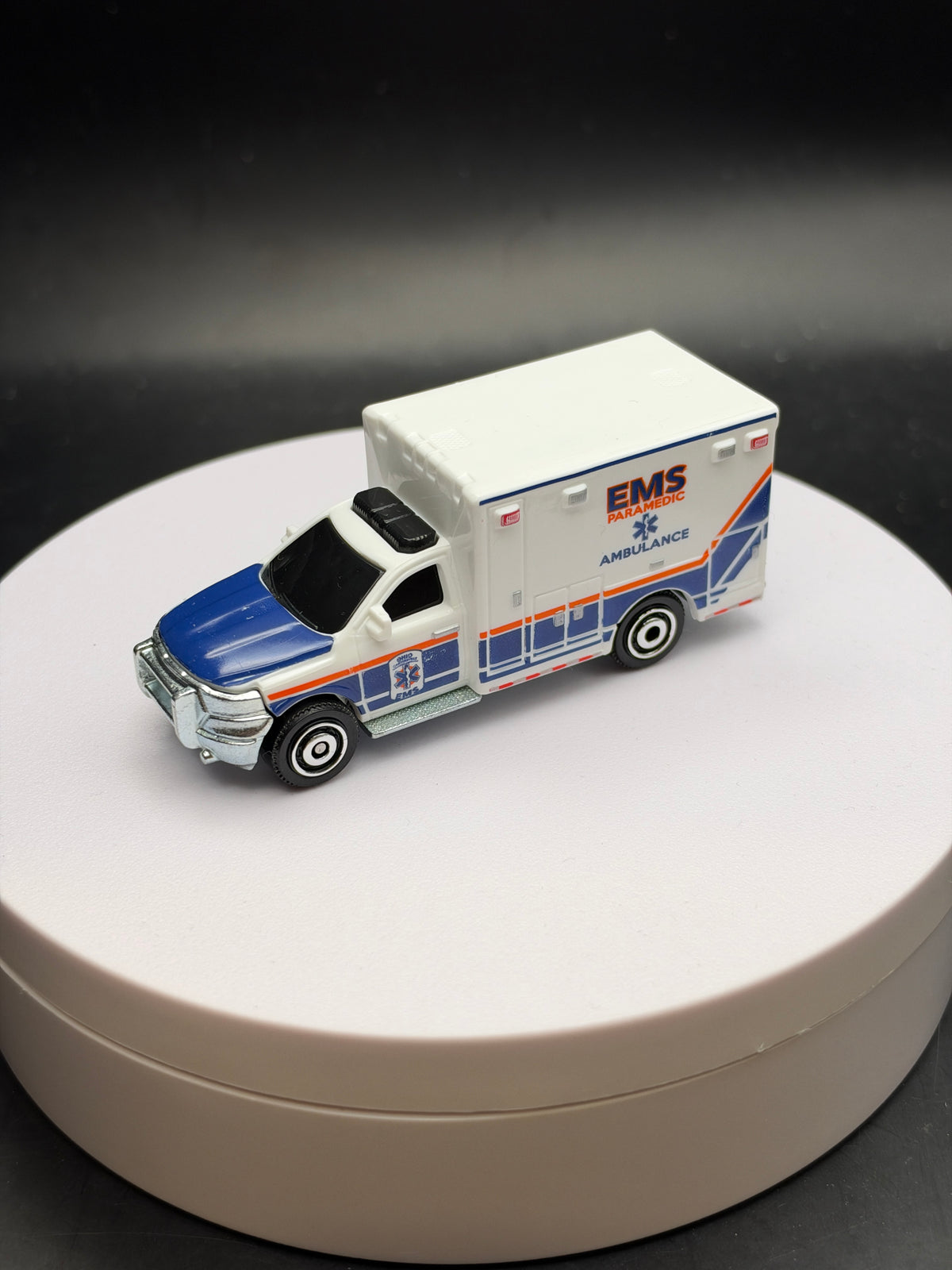 MATCHBOX - 2019 RAM AMBULANCE - DIECAST - LOOSE