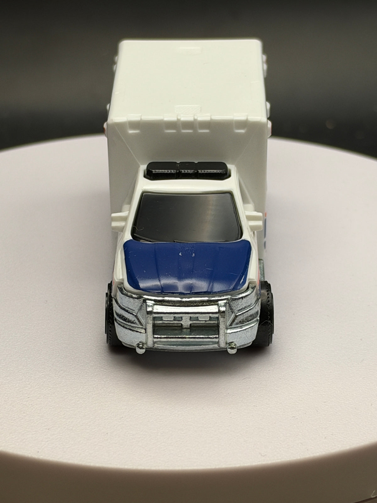 MATCHBOX - 2019 RAM AMBULANCE - DIECAST - LOOSE