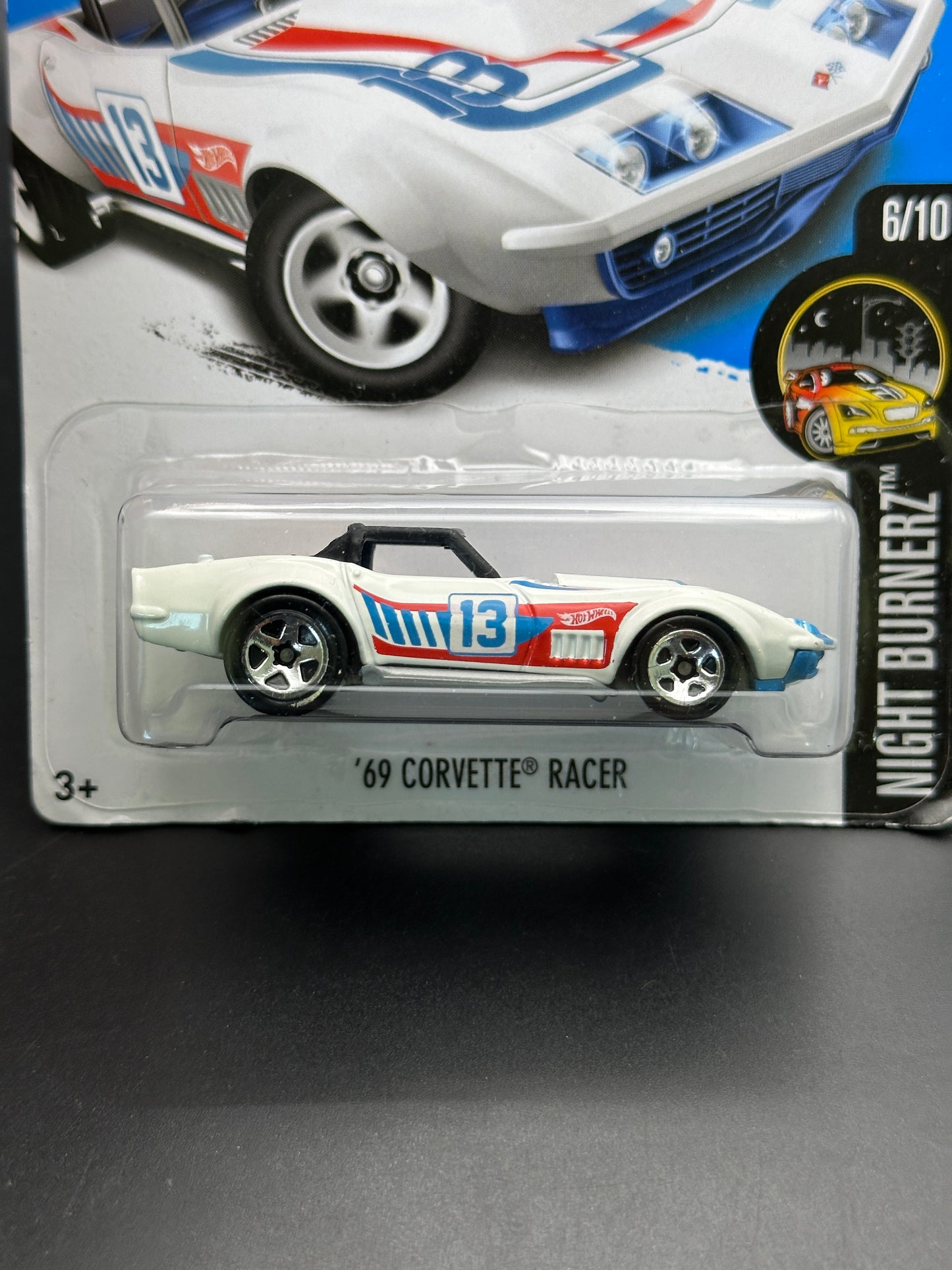 HOT WHEELS - 69 CORVETTE RACER (2016) - HW NIGHTBURNERZ 6/10