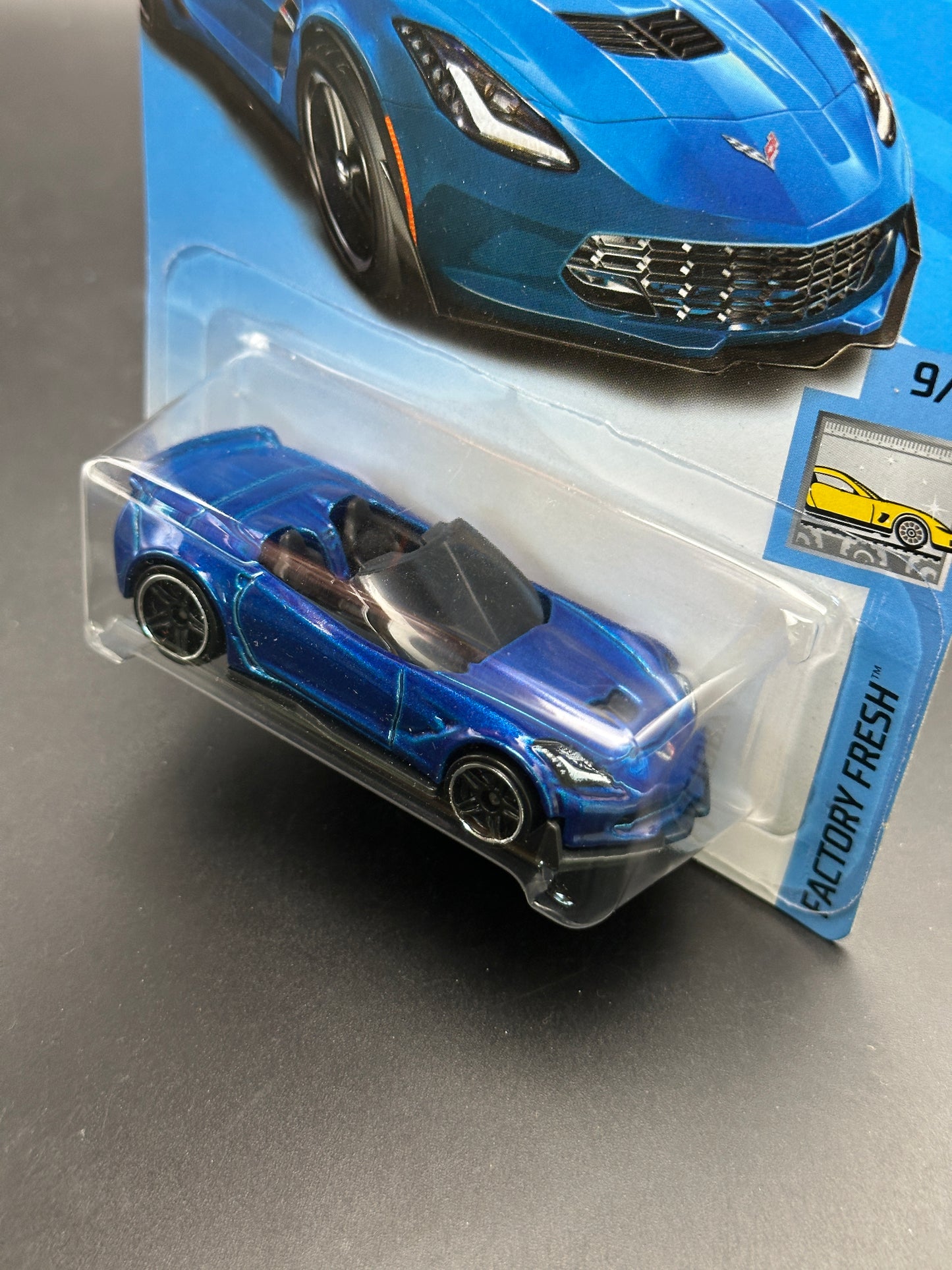 HOT WHEELS - CORVETTE C7 Z06 CONVERTIBLE (2018) - HW FACTORY FRESH 9/10