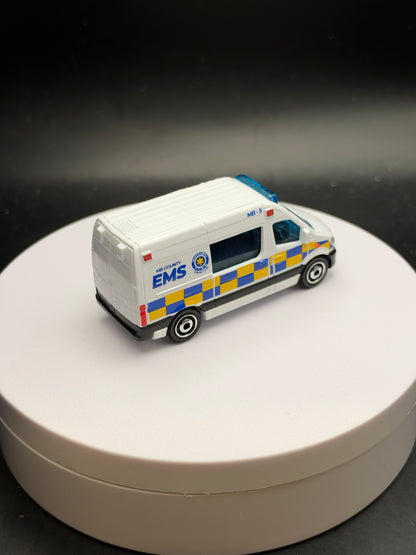 MATCHBOX - MERCEDES BENZ SPRINTER AMBULANCE - DIECAST - LOOSE