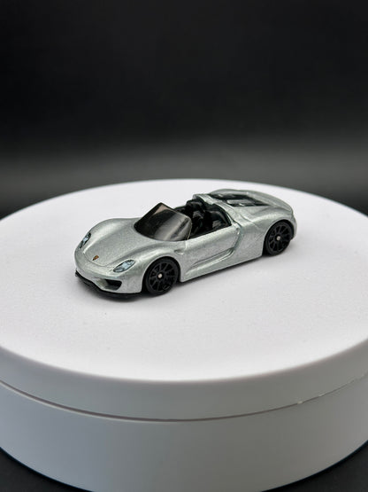 HOT WHEELS - PORSCHE 918 SPYDER (2018) - FACTORY FRESH 2/10 - LOOSE