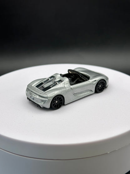 HOT WHEELS - PORSCHE 918 SPYDER (2018) - FACTORY FRESH 2/10 - LOOSE