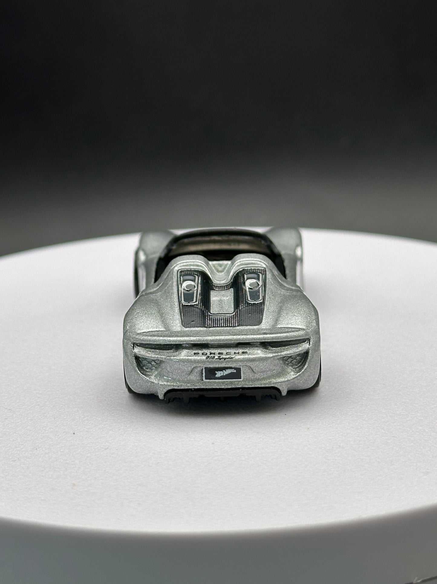 HOT WHEELS - PORSCHE 918 SPYDER (2018) - FACTORY FRESH 2/10 - LOOSE