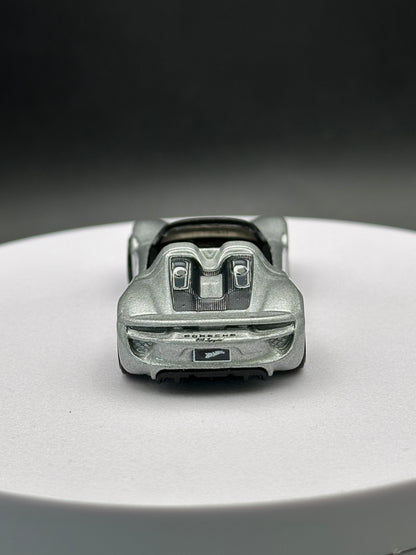 HOT WHEELS - PORSCHE 918 SPYDER (2018) - FACTORY FRESH 2/10 - LOOSE