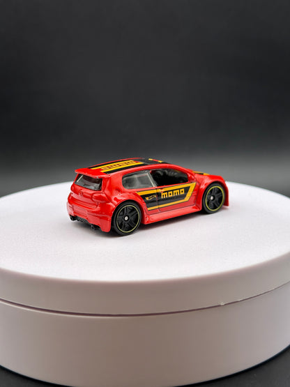 HOT WHEELS - VOLKSWAGEN GOLF GTI (2019) - HW VOLKSWAGEN 5/10 - LOOSE