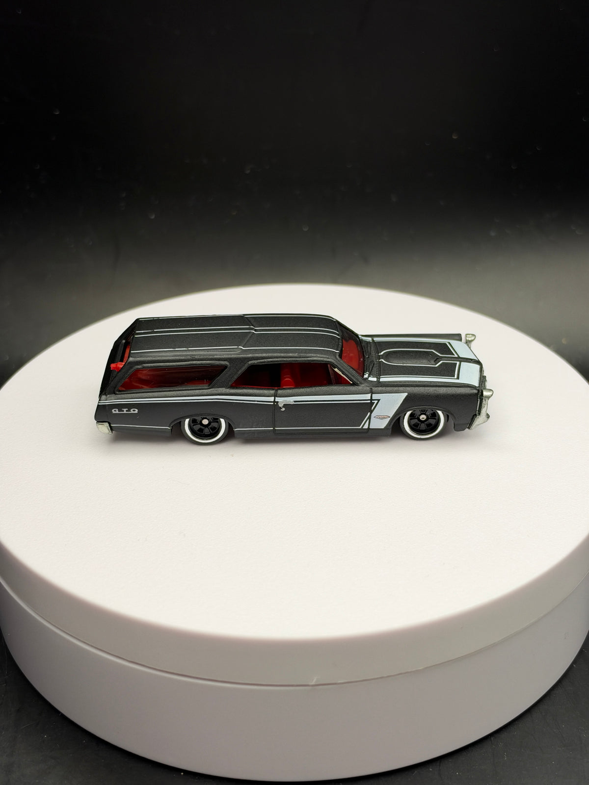 HOT WHEELS - CUSTOM 66 GTO WAGON (2024) - HW HOT WAGONS SERIES 2/5 - LOOSE