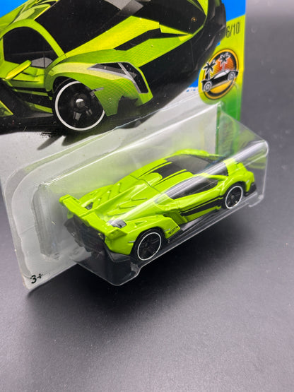 HOT WHEELS - LAMBORGHINI VENENO (2017) - HW EXOTICS 6/10