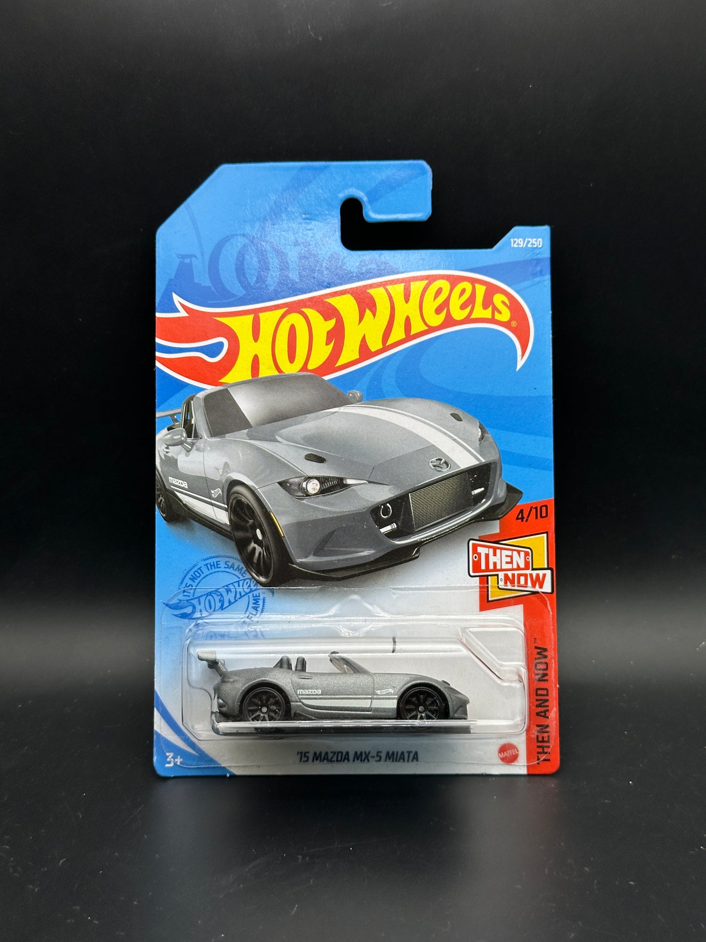 HOT WHEELS - 15 MAZDA MX5 MIATA (2021) - HW THEN AND NOW 4/10