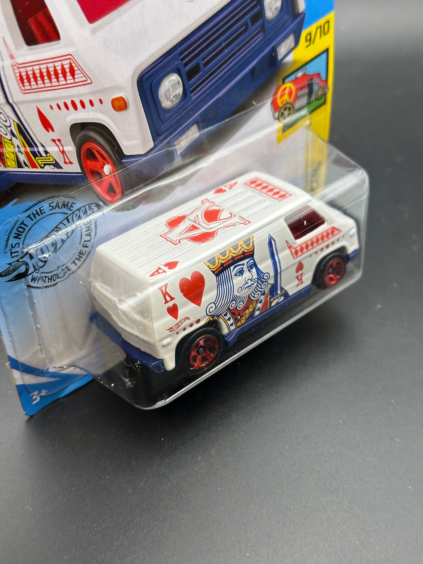 HOT WHEELS - SUPER VAN (2020) - HW ART CARS 9/10