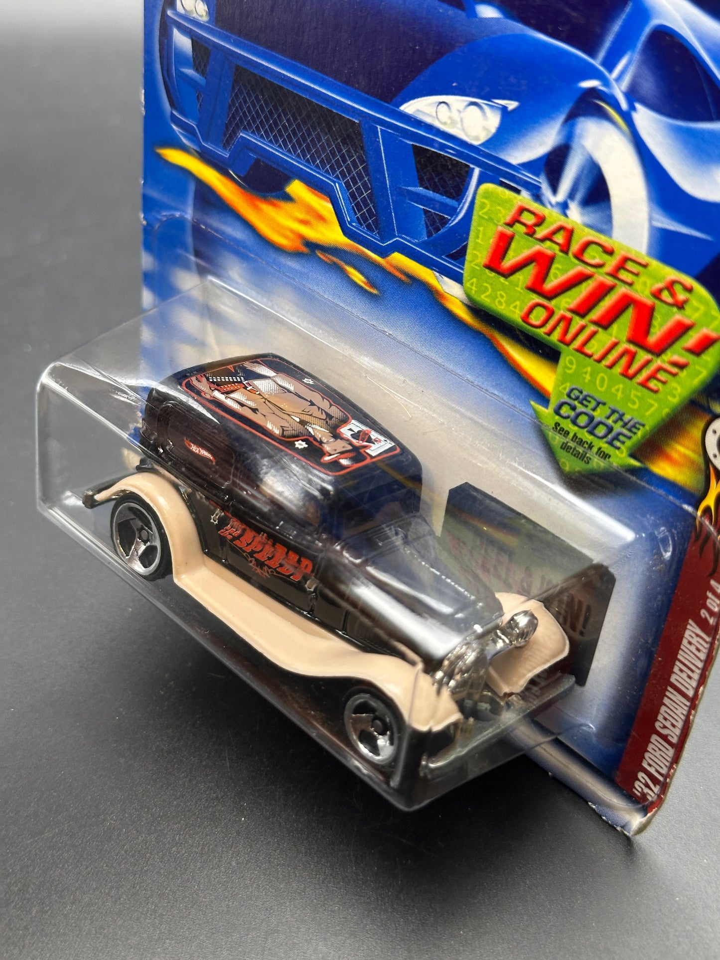 HOT WHEELS - 32 FORD SEDAN DELIVERY (2002) - HW WILD FRONTIER 2/4