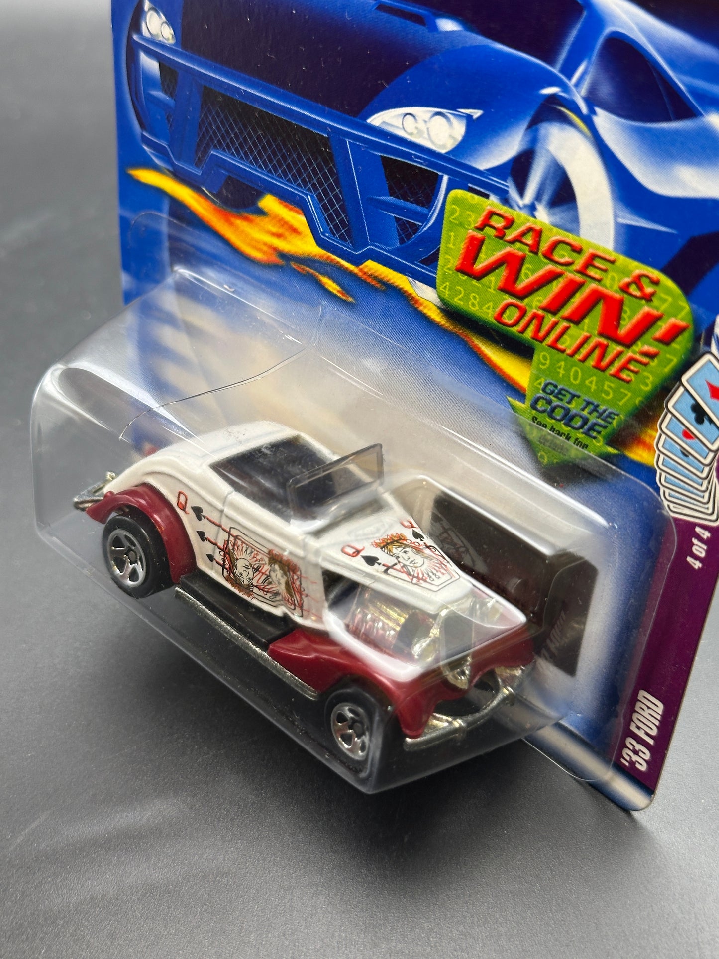HOT WHEELS - 33 FORD ROADSTER (2002) - HW TRUMP CARS 4/4