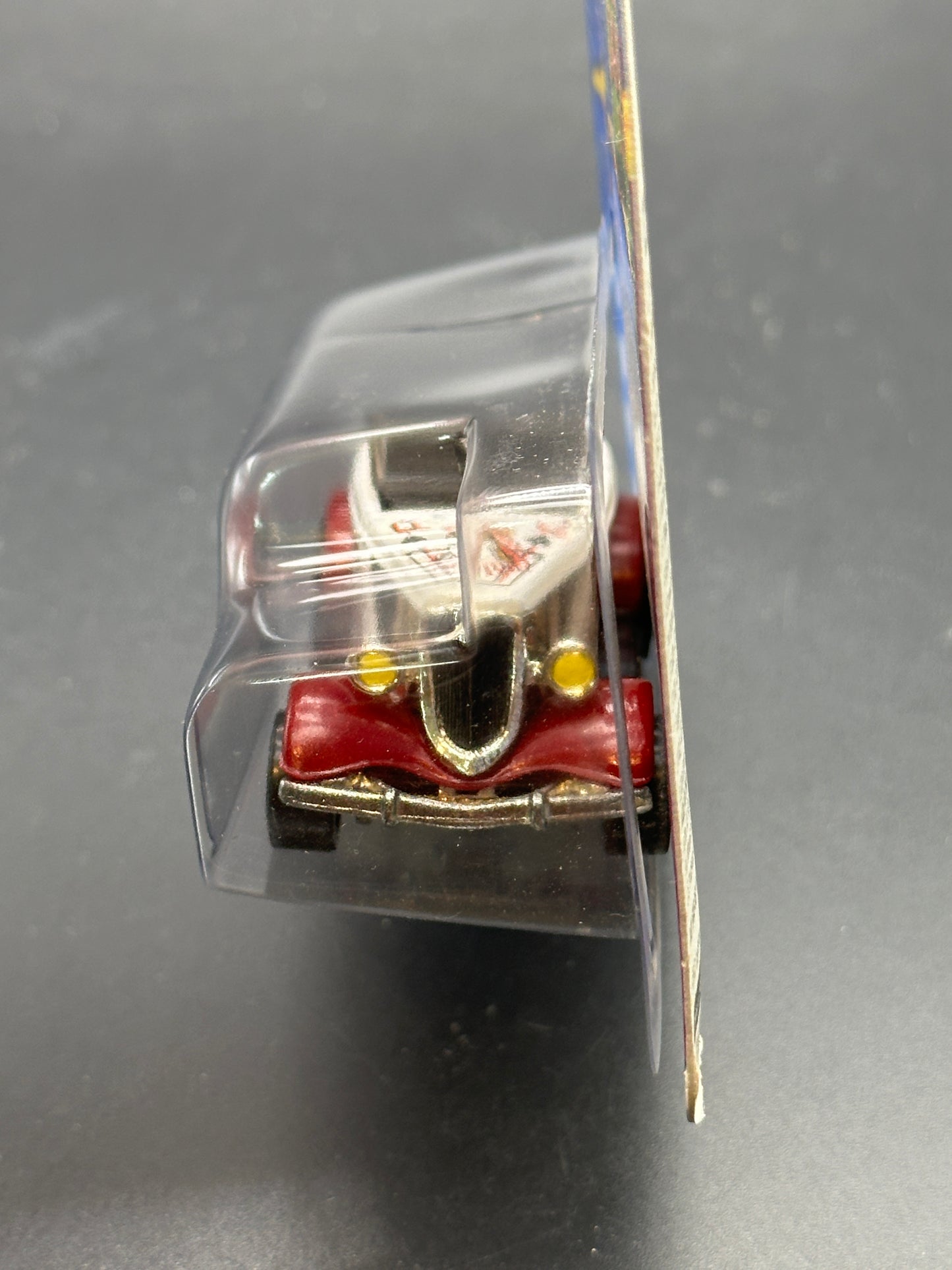 HOT WHEELS - 33 FORD ROADSTER (2002) - HW TRUMP CARS 4/4