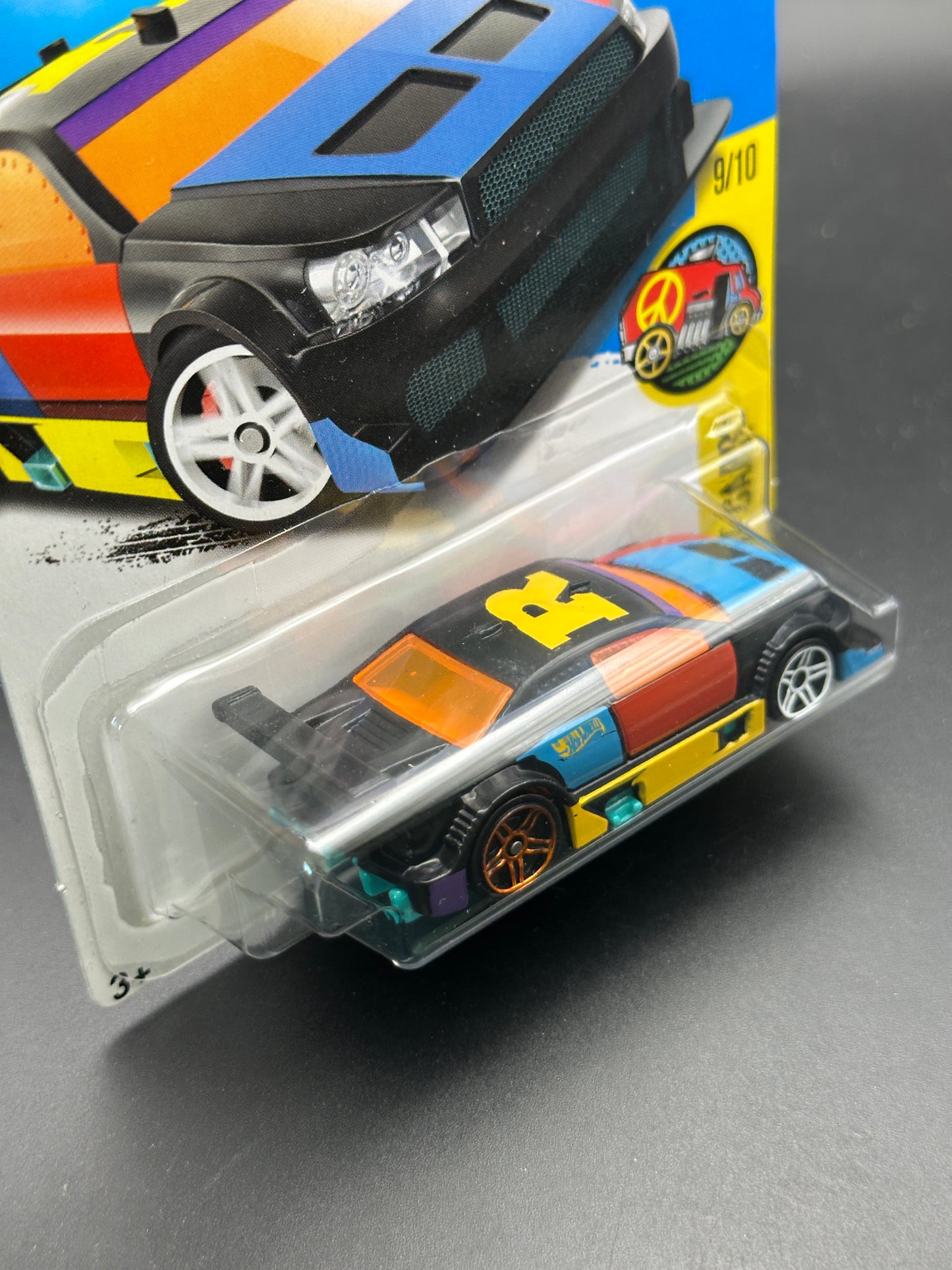 HOT WHEELS - AMAZOOM (2017) - HW ART CARS 9/10