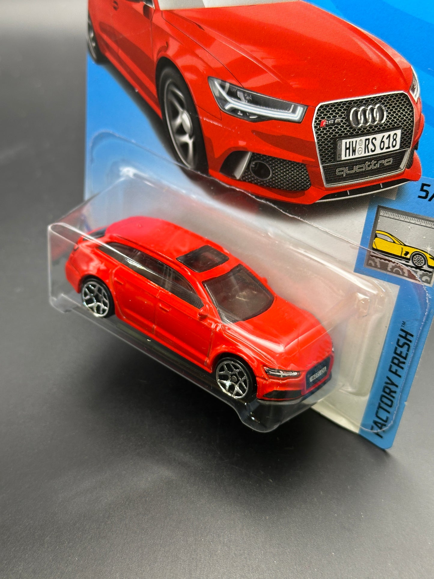 HOT WHEELS - 17 AUDI RS 6 AVANT (2018) - HW FACTORY FRESH 5/10