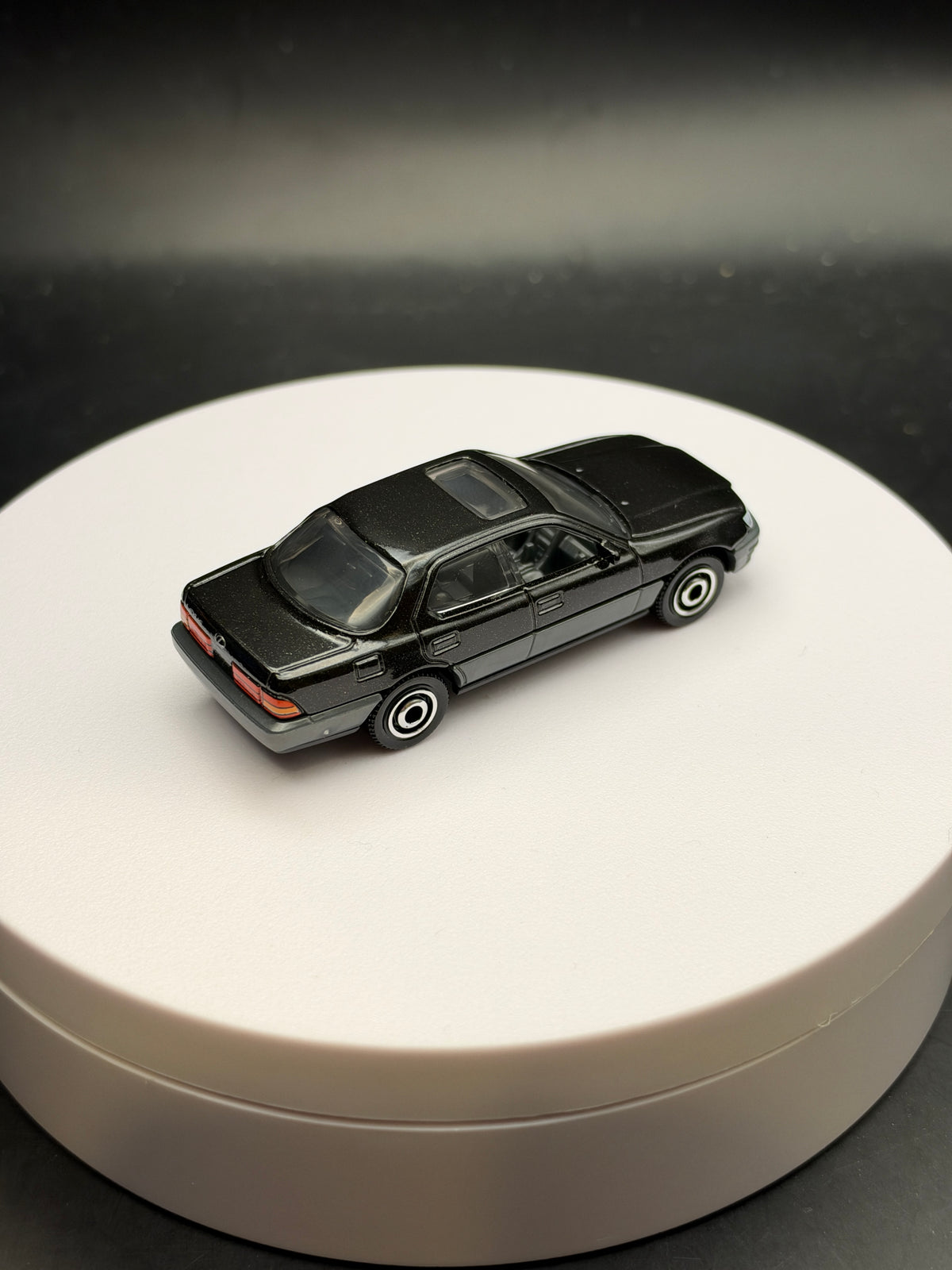 MATCHBOX - 1994 LEXUS LS 400 - DIECAST - LOOSE