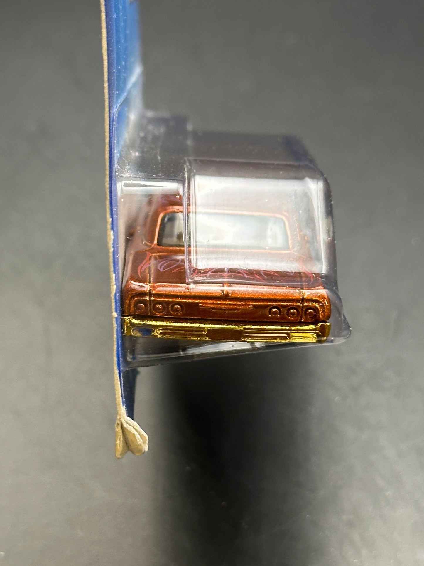 HOT WHEELS - 1964 CHEVY IMPALA (2005) - HW PIN HEDZ 3/5