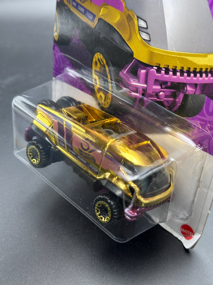HOT WHEELS - BAJA BISON T5 (2024) - 57th ANNIVERSARY 6/6 - CHASE