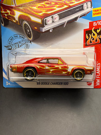 HOT WHEELS - 69 DODGE CHARGER 500 (2020) - HW FLAMES 8/10