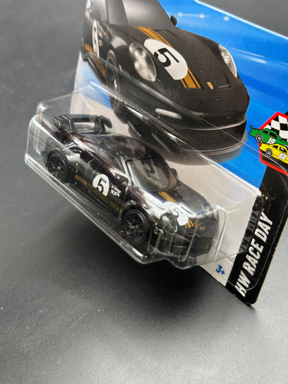 HOT WHEELS - PORSCHE 911 GT3 (2025) - HW RACE DAY 1/10