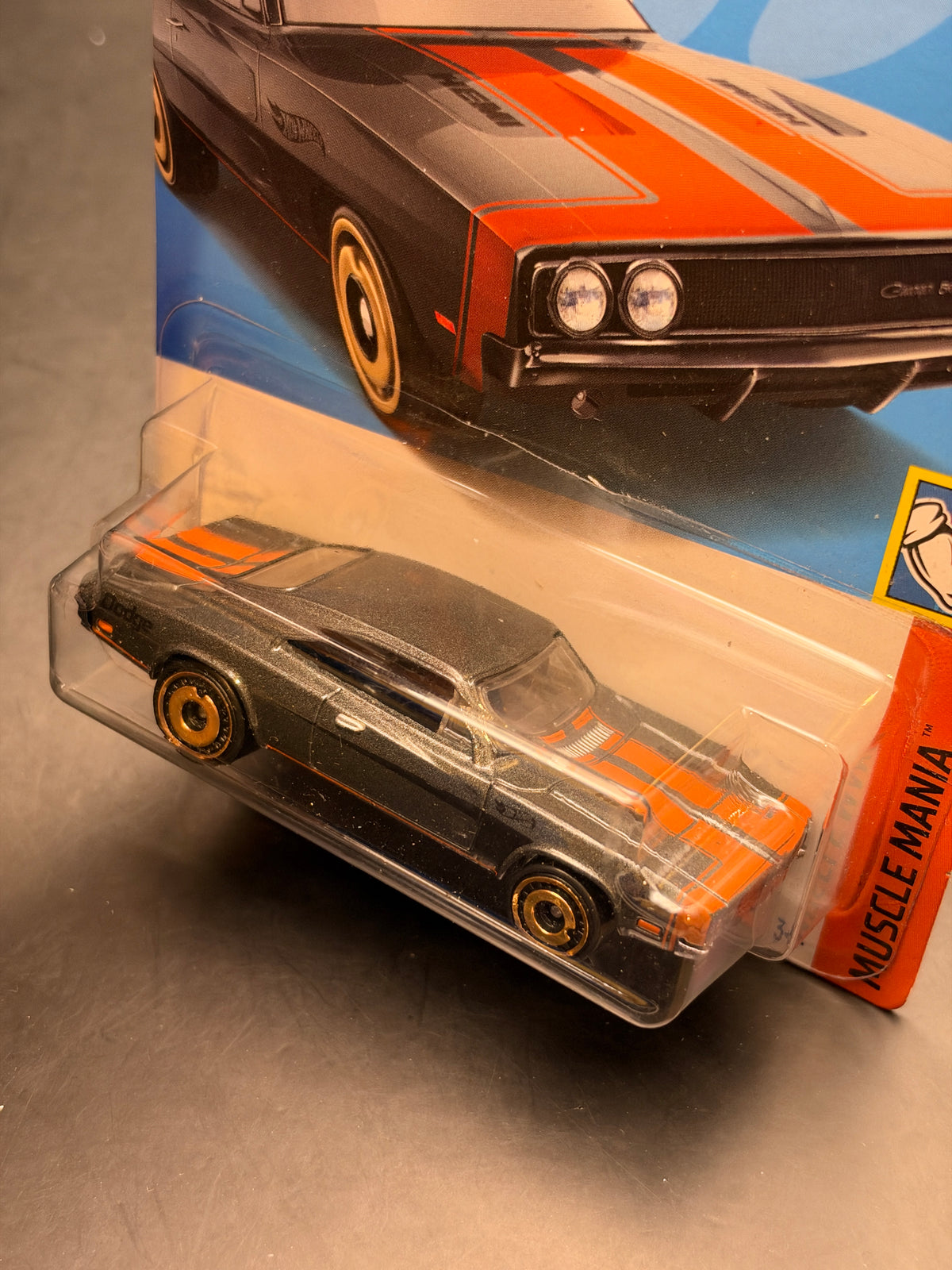 HOT WHEELS - 69 DODGE CHARGER 500 (2022) - HW MUSCLE MANIA 3/10