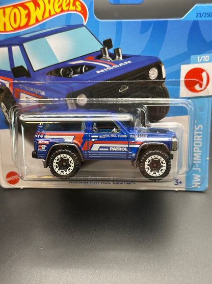 HOT WHEELS - NISSAN PATROL CUSTOM (2023) - HW J-IMPORTS 1/10